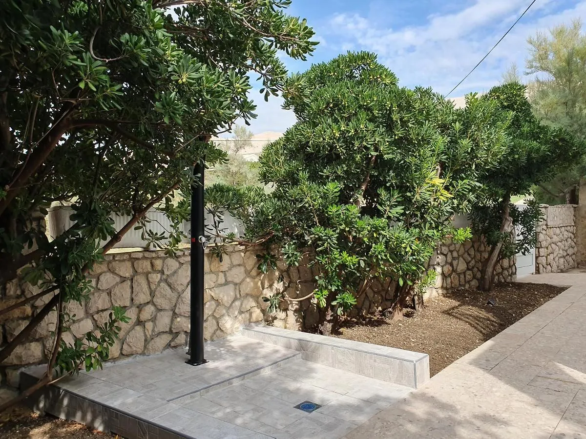 Apartments Tramontana 파그 0*,  크로아티아