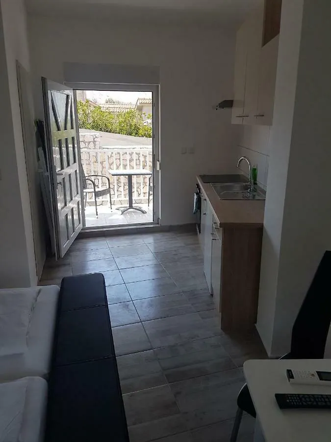 Apartments Tramontana 파그