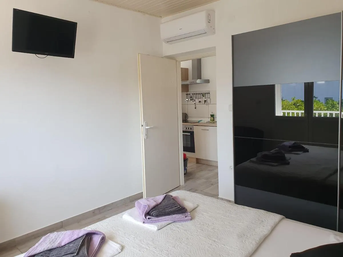 Apartments Tramontana Pag Island Kroatien